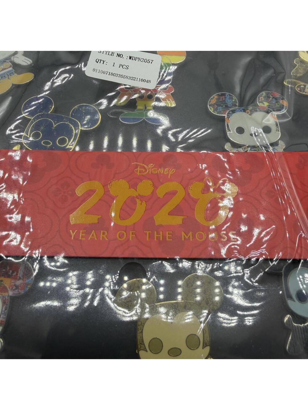 Funko Loungefly - Disney Year of The Mouse 2020, 12 Pin Limited Edition Set - Picture 3 of 9